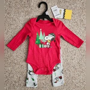 Peanuts Snoopy Christmas Outfit